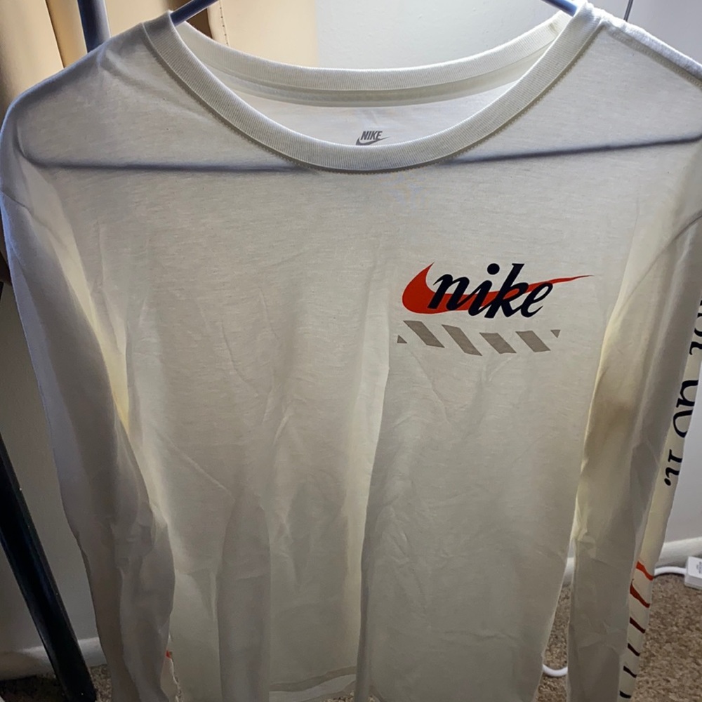 Nike long sleeve t shirt